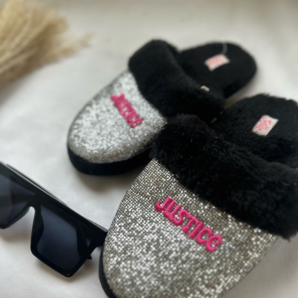 Justice Glitter Faux Fur Slide Slippers - Silver with Pink Logo 5